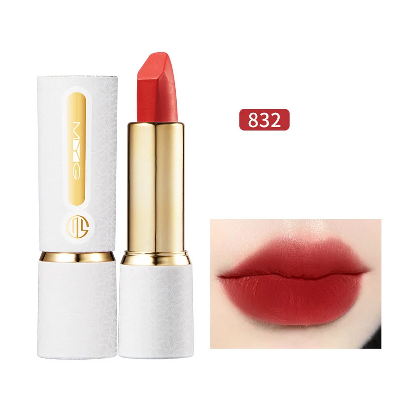 Nelepivá rtěnka-Koupit 1 a získat 1 zdarma