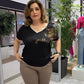 Dámský ležérní elegantní top s potiskem a výstřihem do V