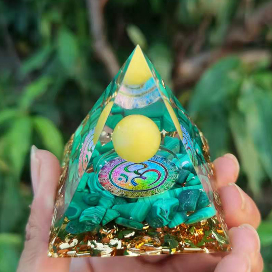 ⏳Čakrový pyramidový krystal