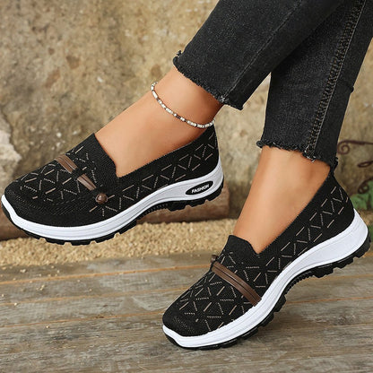Nazujte a vyrazte bez tkaniček – pohodlné nazouvací boty s prodyšným síťovinovým svrškem. Na dobírku! 👟