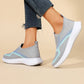 Nazujte je během vteřiny díky bezšněrovacímu designu – prodyšné slip-on tenisky. Na dobírku! 👟