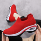 Nazujte je během vteřiny díky elastickému ponožkovému límci – prodyšné platformové tenisky. Na dobírku! 👟