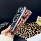 Chraňte telefon před pády stylově – pouzdro na telefon s leopardím vzorem. Na dobírku! 🐆