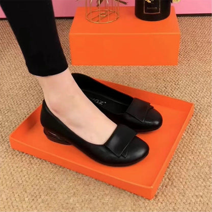 Noste pohodlí po celý den – dámské koženkové mokasíny. Na dobírku! 👡