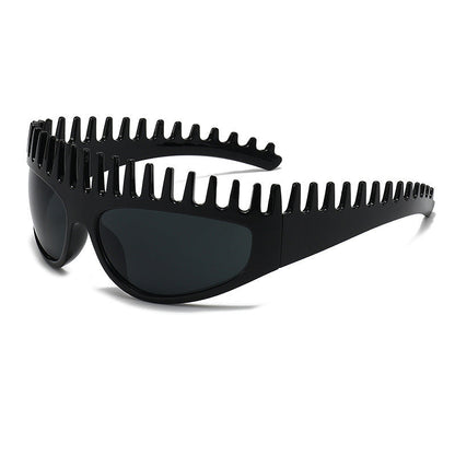 Pozvedněte svůj look jedním doplňkem – dvoufunkční sluneční brýle a čelenka 2v1. Na dobírku! 🕶️