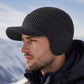 🧢 Vinterstickad mössa för män med skärm och öronlappar